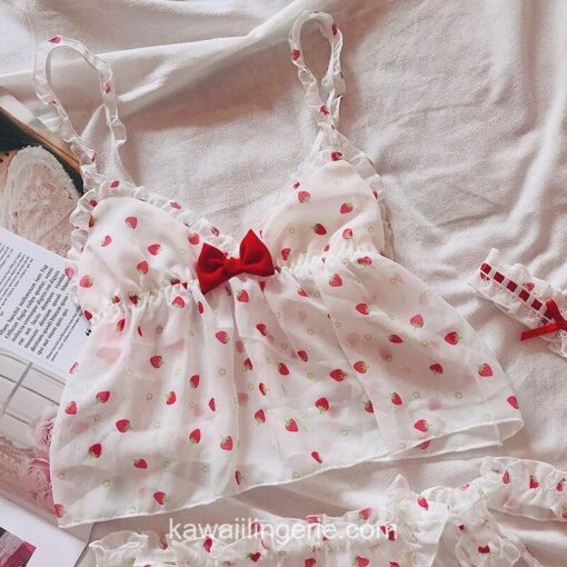 Lace Cut Strawberry Pajamas Set 9